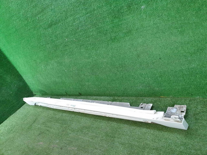 Накладка порога правая BMW X2 F39 (17-23) M-paket