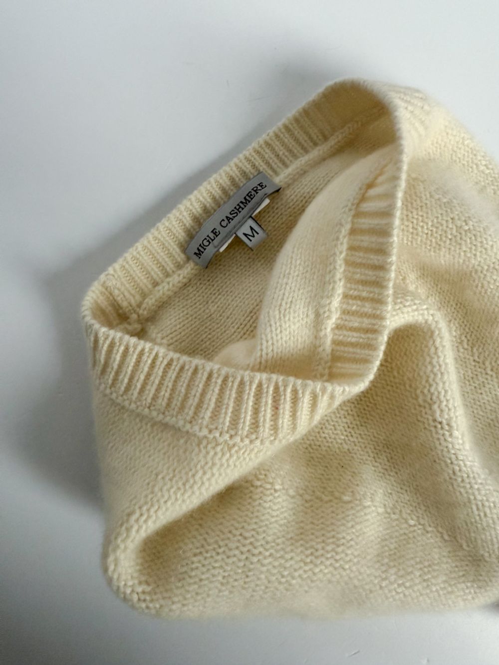 Кашемировая шапка Migle Cashmere, 128