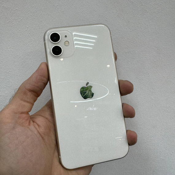 Apple iPhone 11 64GB АКБ 82% (коробка)
