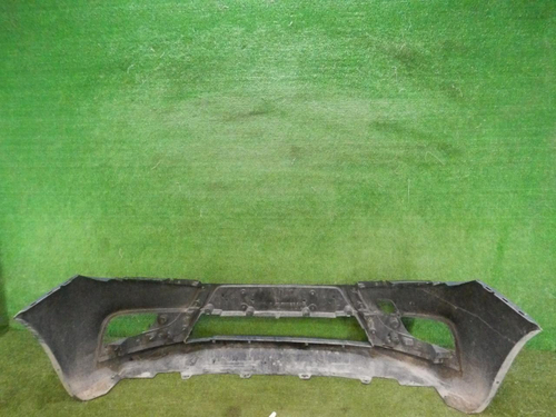 Бампер передний Lada Vesta (2015-н.в.)