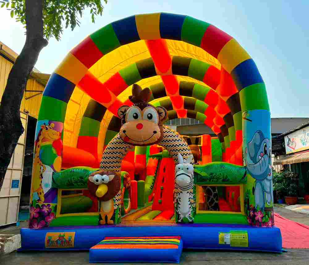 Коммерческий надувной батут «Страна Сафария 2» 10*6*6 м