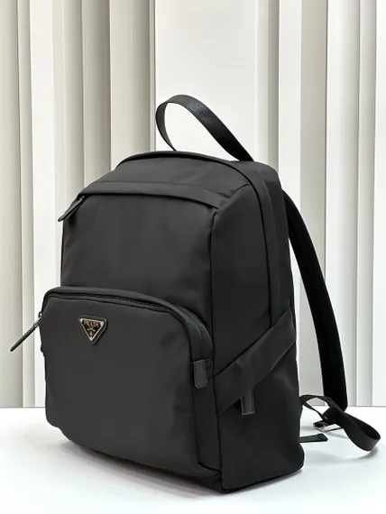 Текстильный рюкзак Prada