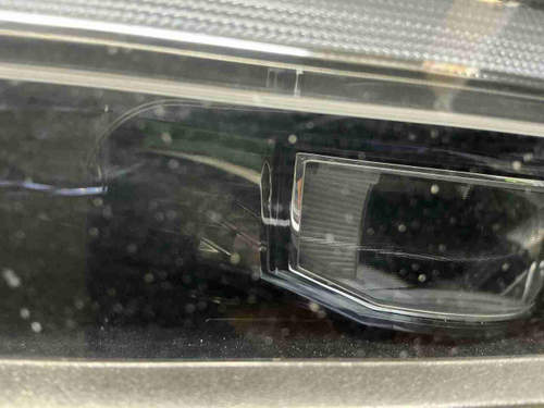 Битая Фара правая Genesis GV80 (2020-2023) LED