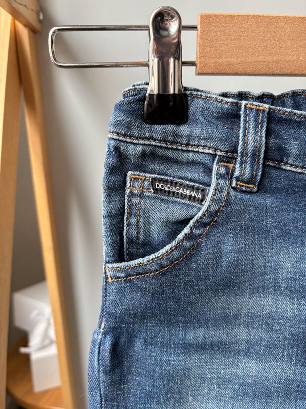 Джинсы Dolce & Gabbana, 98