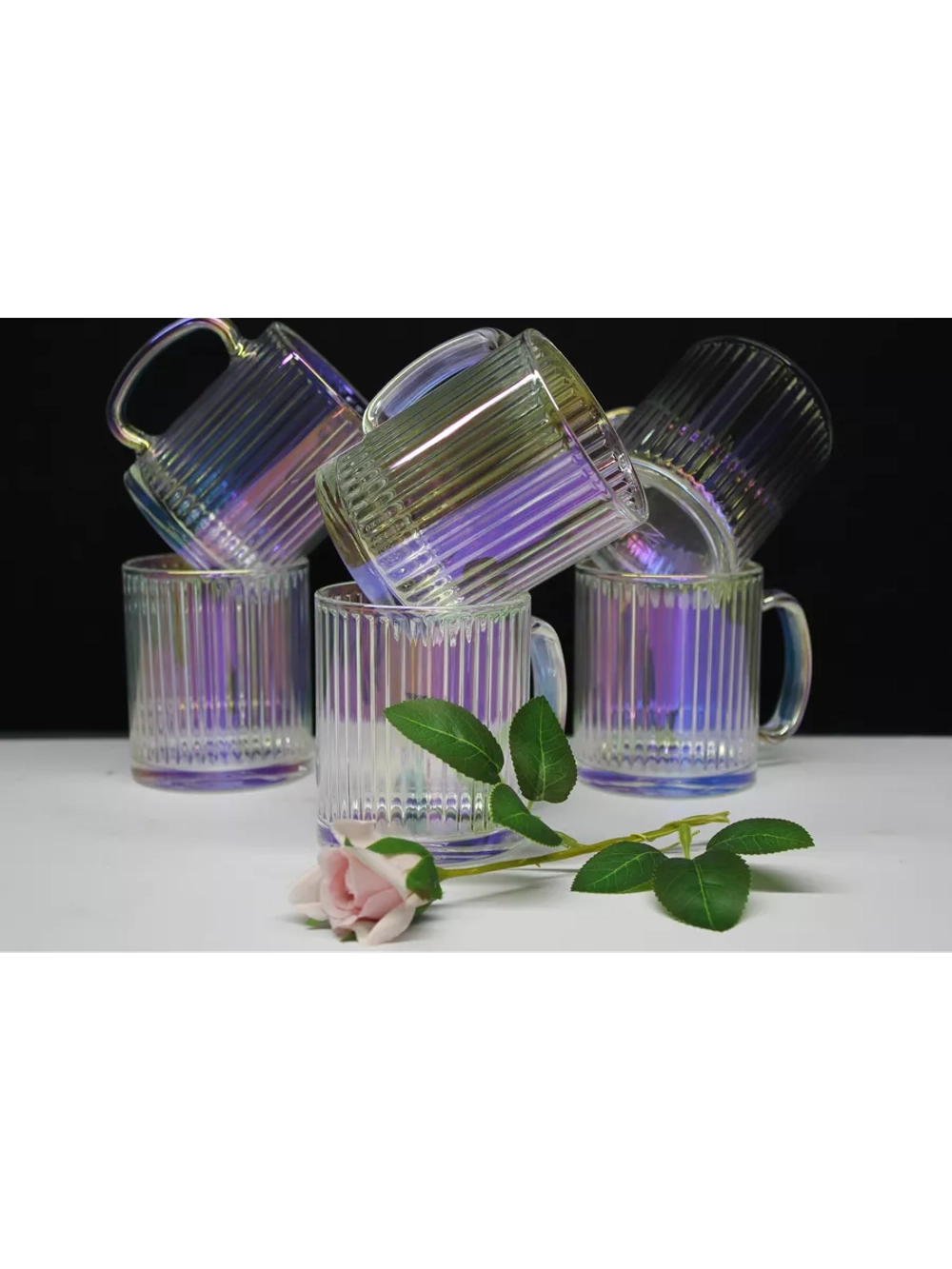 Набор кружек для чая и кофе.