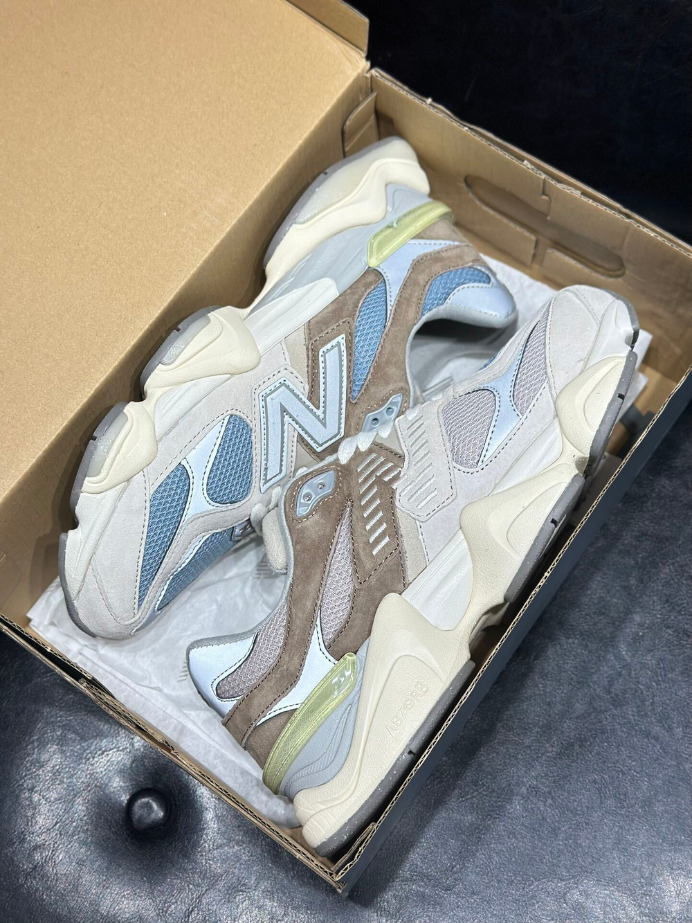New Balance 9060