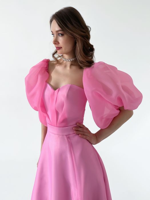Нарядное выпускное корсетное платье из органзы с разрезом (розовый)