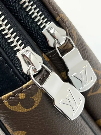Сумка-слинг Louis Vuitton Avenue NM канва Monogram Macassar