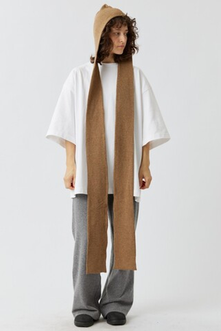 Капюшон с шарфом песочный