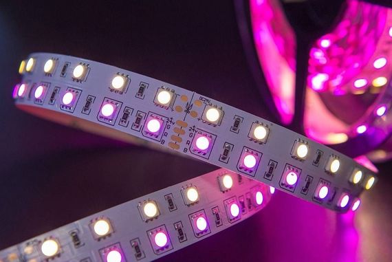 Светодиодная лента SWG 28,8W/m 120LED/m 5050SMD RGB/ теплый белый 5M 901044