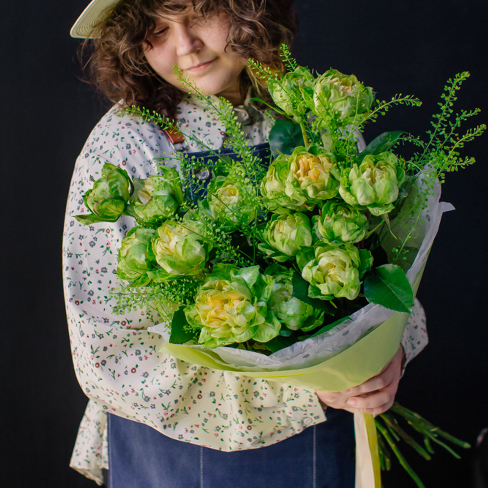 21. Оригинальный букет из розы сорта Вегги