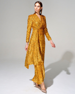 Платье из премиального бархата