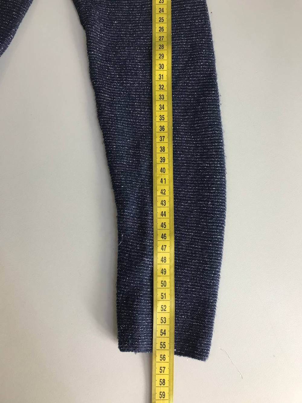 Кардиган с блестящей ниточкой, визуально на 44 размер