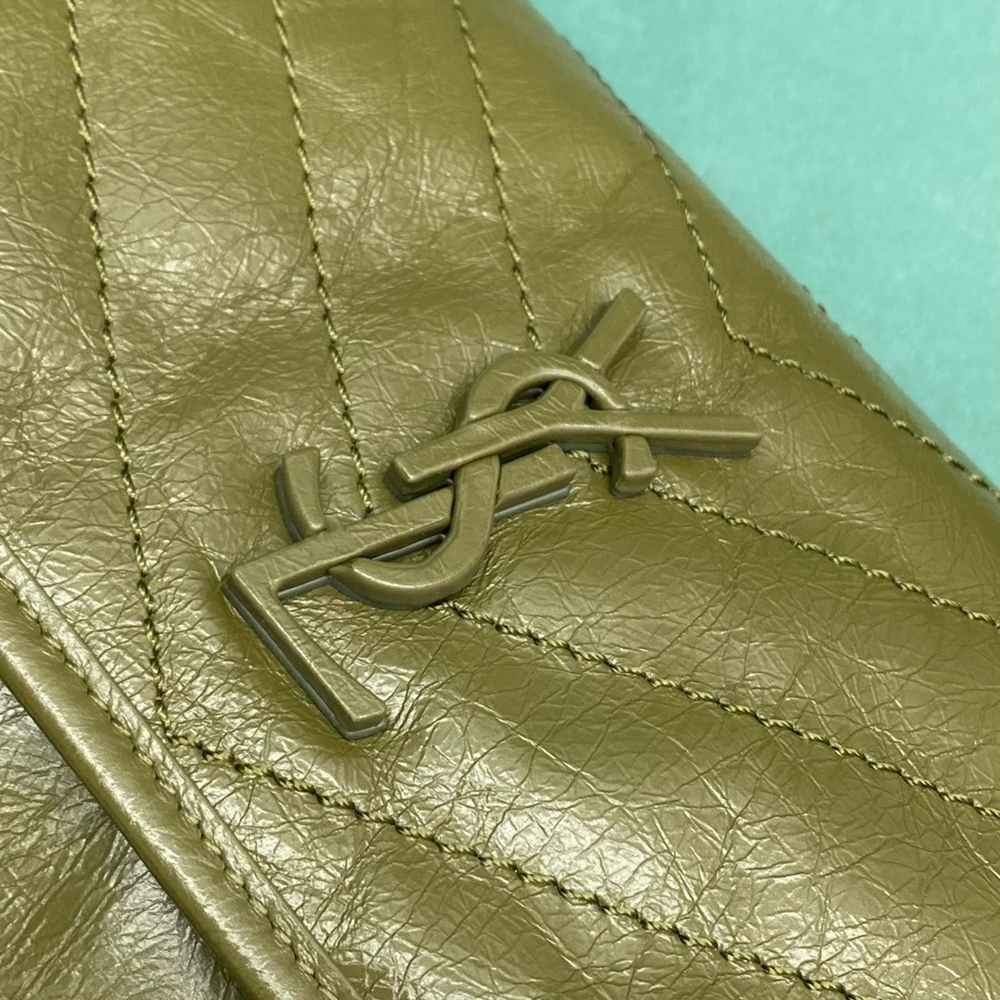 Saint Laurent Niki 21 cm