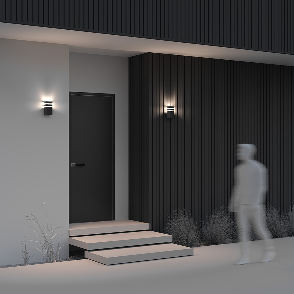 Уличный настенный светильник Outdoor O578WL-01B