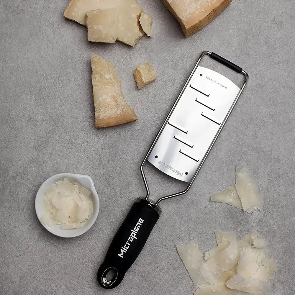 Microplane Терка Gourmet Large Saver, красная