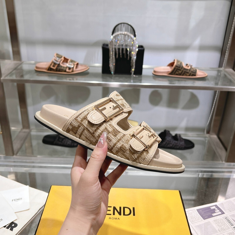 Fendi Feel Slides