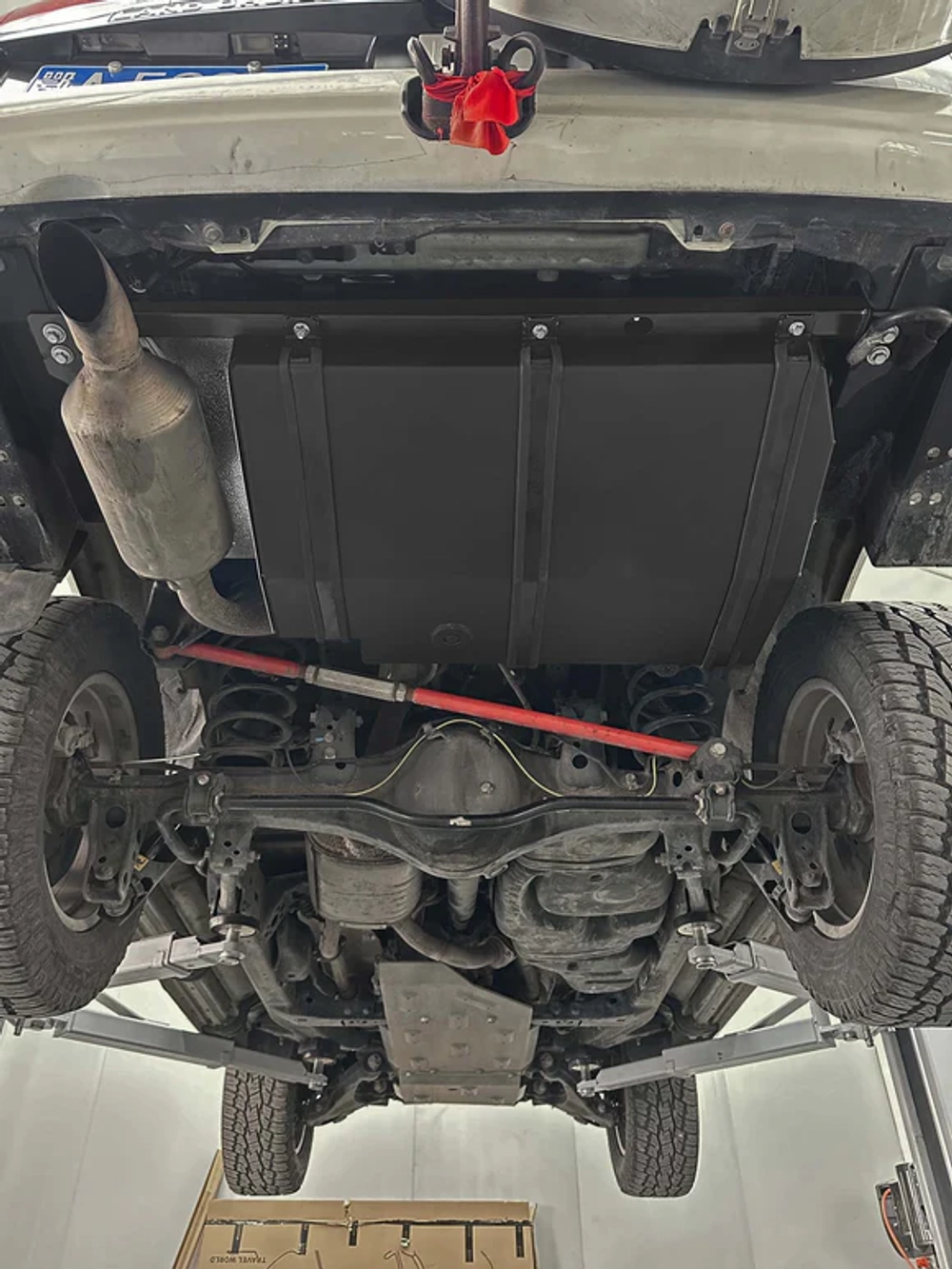 Дополнительный бак на 155 литров для Toyota Land Cruiser 200 4.0/4.5/4.6/5.7 2008+ LC200 Тойота Прадо Крузак