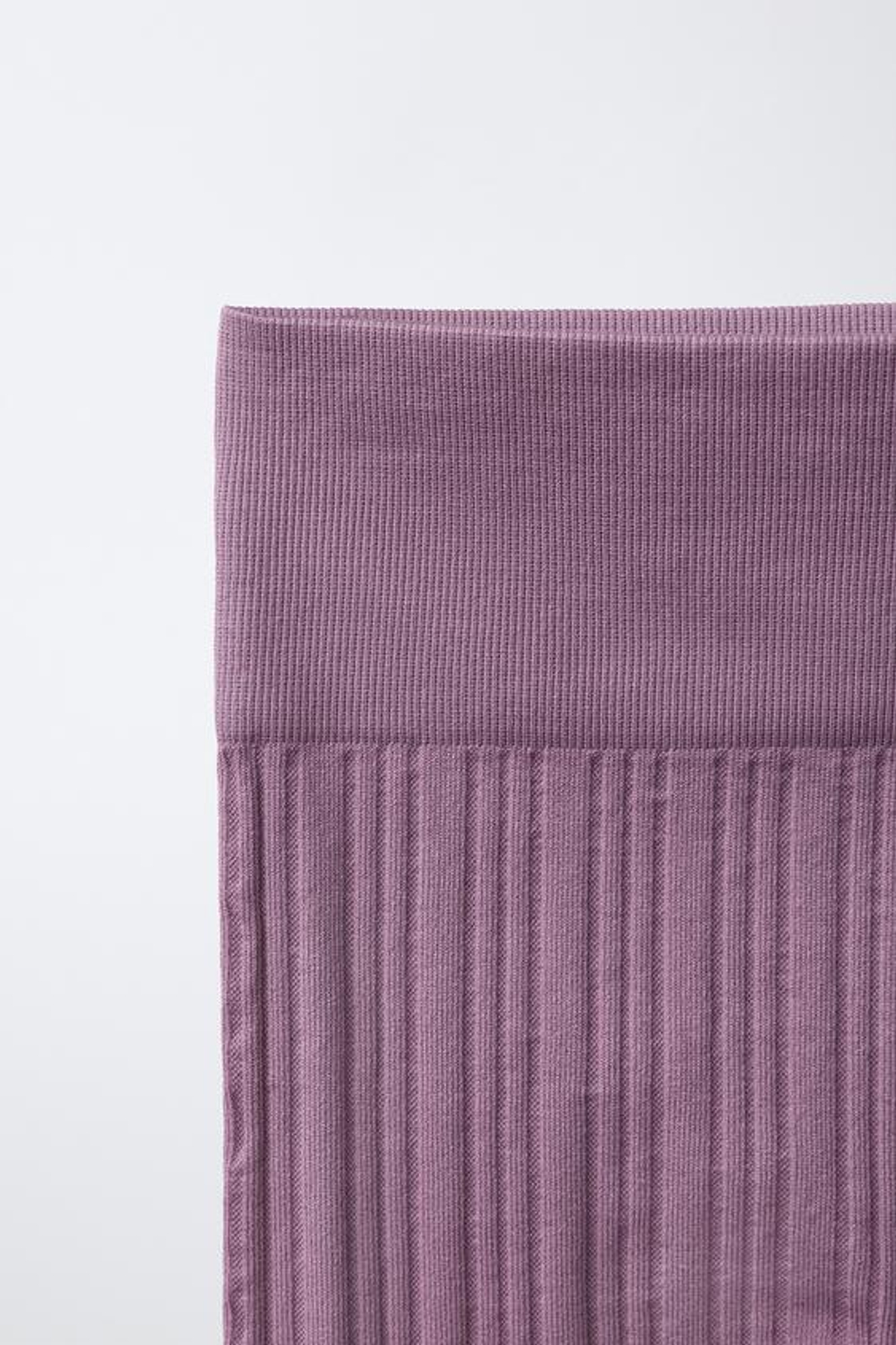 ZARA УКОРОЧЕННЫЕ ЛЕГИНСЫ SEAMLESS GYM, БЛЕДНО-РОЗОВЫЙ