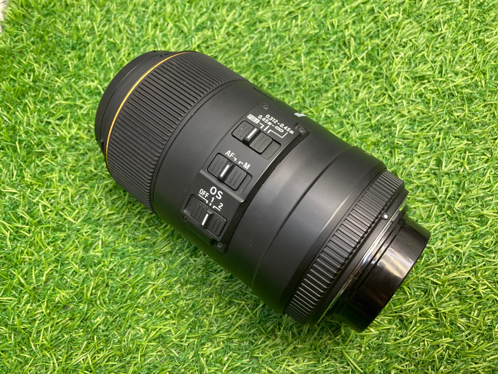 Sigma AF 105mm 2.8 EX DG OS HSM Macro Sigma Mount