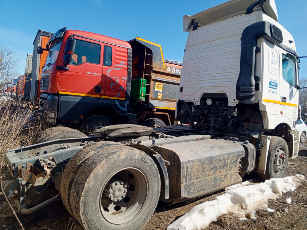 КамАЗ 5490 4x2 Седельный тягач 5490-S5 (Дизель/Газ, 12,0 л, 401 л.с., МТ)