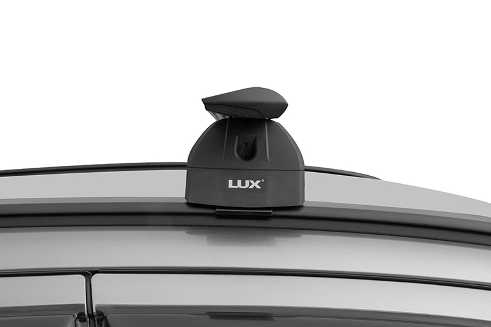 Багажник  "LUX" с дугами 1,2 м крыло для Mitsubishi Pajero Sport III 2016-... г.в. с интегр. рейл.