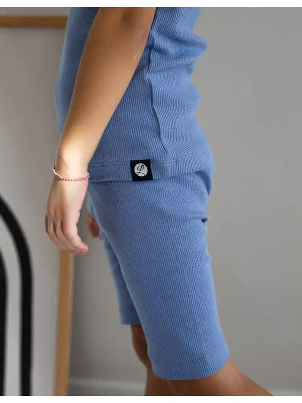 Спортивный костюм для девочки в сад