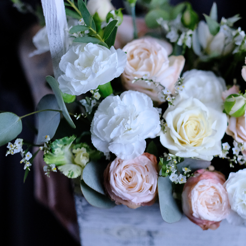 Купить Нежный букет-композиция «Мадам Бомбастик» #646