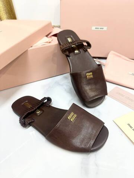 Шлепанцы MIU MIU