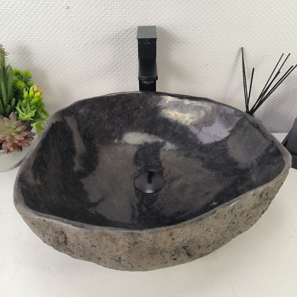 Раковина из речного камня RS-65012 46*44*15 0861
