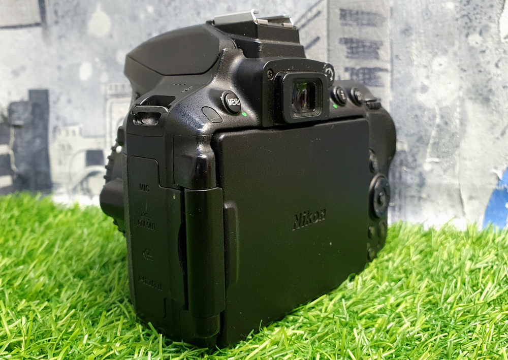Nikon D5300 + 18-55mm 61170 кадров Покупка/Продажа