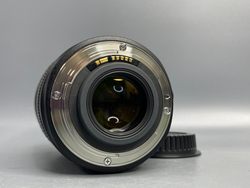Canon EF-S 17-55mm 2.8 IS USM