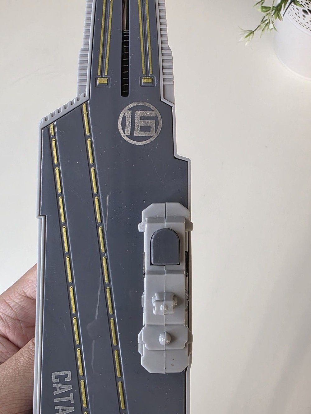 Игрушка Авианосец с самолетами в комплекте (200541641)