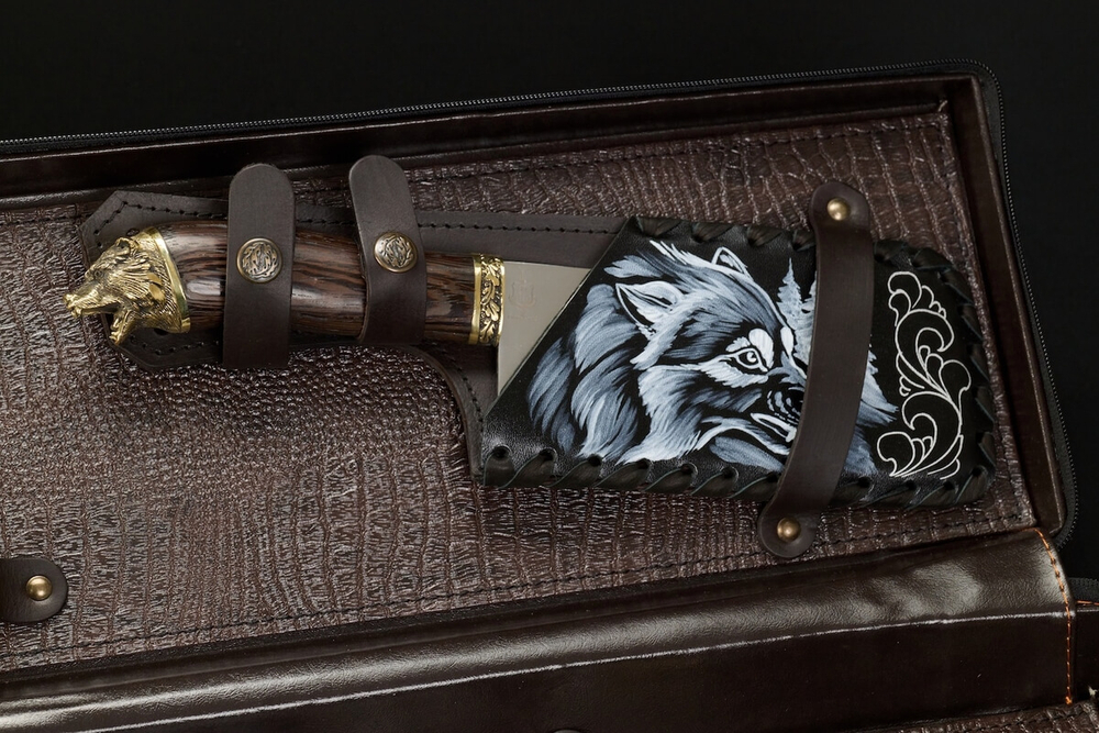 Подарочный набор шампуров в кейсе "Волк №3"