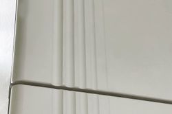 Антресоль трехдверная "Ева" 117.01 (белое дерево/белый матовый)