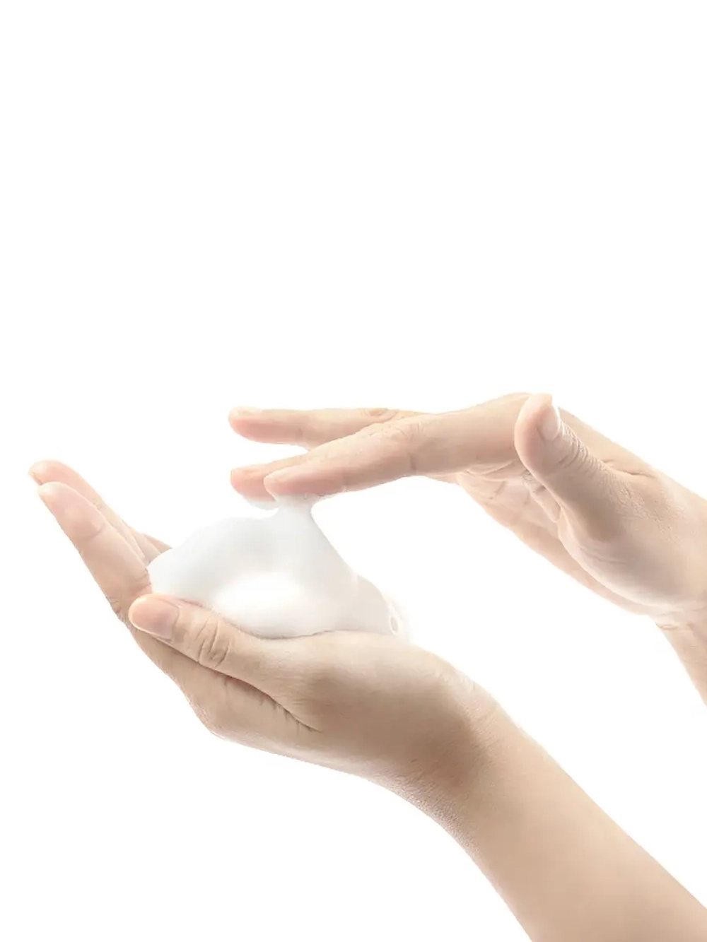 Celimax Слабокислотная очищающая пенка с центеллой азиатской Derma Nature Relief Madecica pH Balancing Foam 150 мл