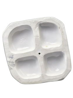 Фарфоровая статуэтка "Маленькая хозяйка" ДФЗ