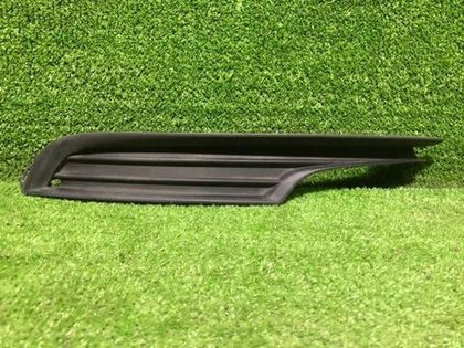 Накладка переднего бампера левая VW Golf 7 (2012-2017)