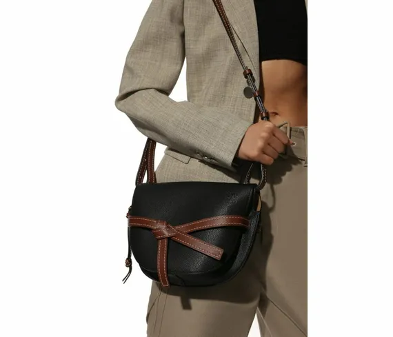 Кожаная сумка Loewe Gate черный