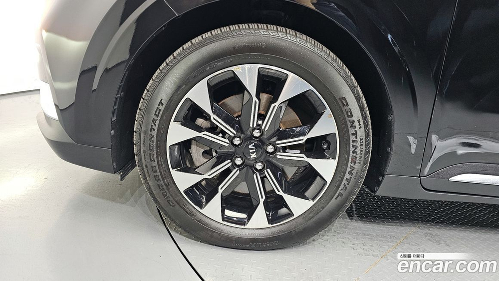 Kia Carnival (Sedona) 4 Generation 9-и местный Signatures (10.2020)
