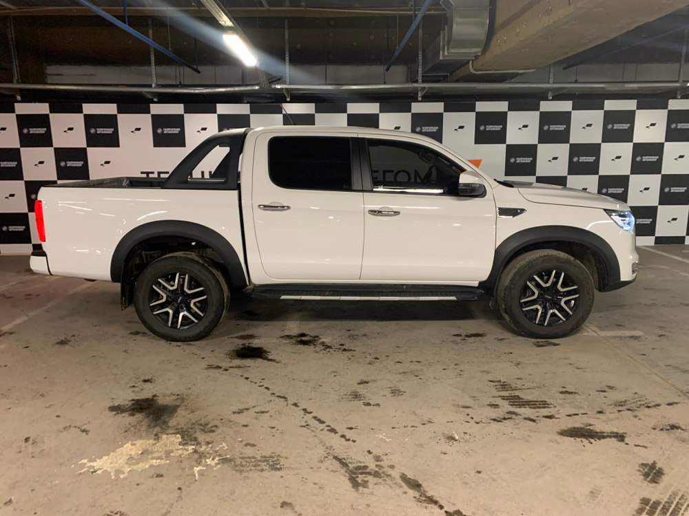 JAC T8 Pro 2.4 T MT 4WD Full Extra