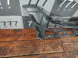 Кронштейн переднего бампера Mercedes C (W205) 14-18 Б/У Оригинал A2058853265