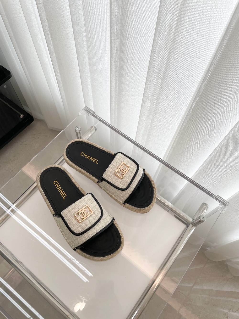 Chanel Slide