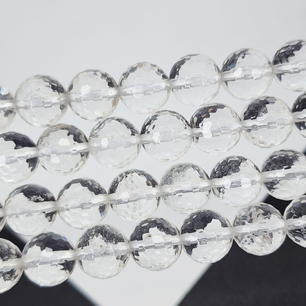 Горный хрусталь (природный кварц), бусины мультиогранка, р-р 8мм, очень красивый экземпляр