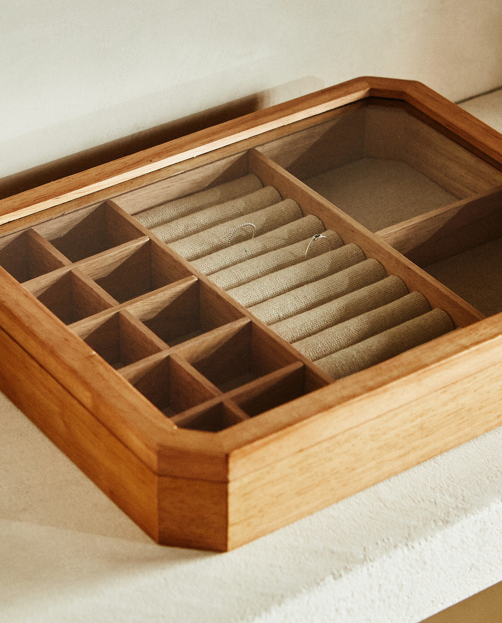 ZARA HOME ДЕРЕВЯННАЯ ШКАТУЛКА ДЛЯ ЮВЕЛИРНЫХ ИЗДЕЛИЙ