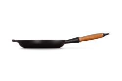 Le Creuset Сковорода чугунная 24см, черная матовая