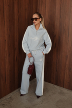 Костюм спортивный из трикотажа с принтом