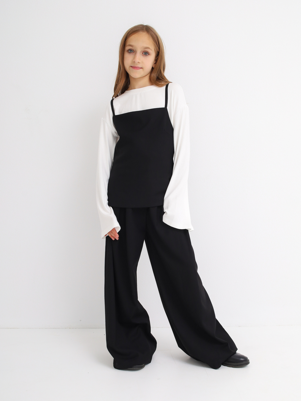 Топ школьный, черный