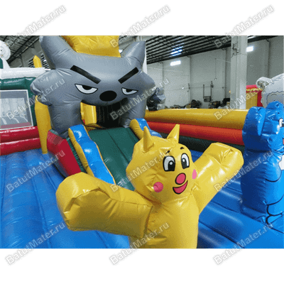 Надувной батут с крышей "Злой страшный серый волк"