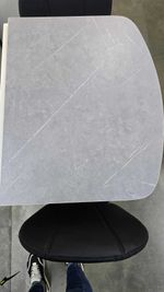 Стол пластик пристенный